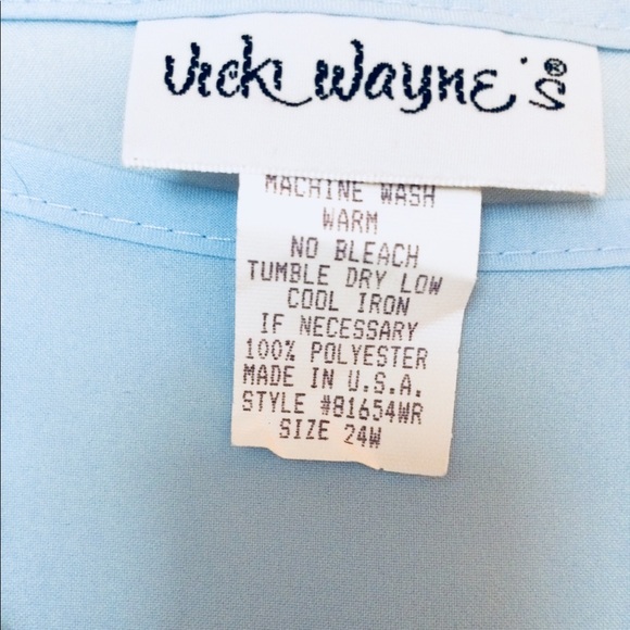 Vintage Vicki Wayne’s Blouse 🦋 - Picture 4 of 7